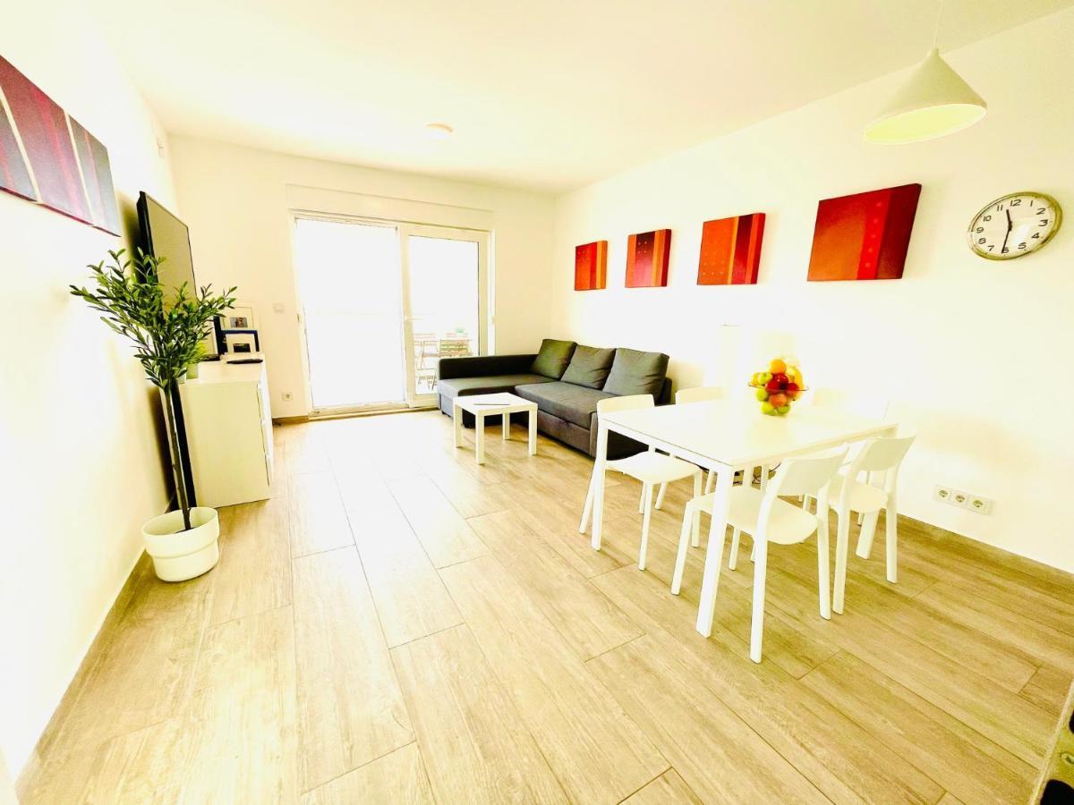 Anapartments Primošten Eksteriør billede
