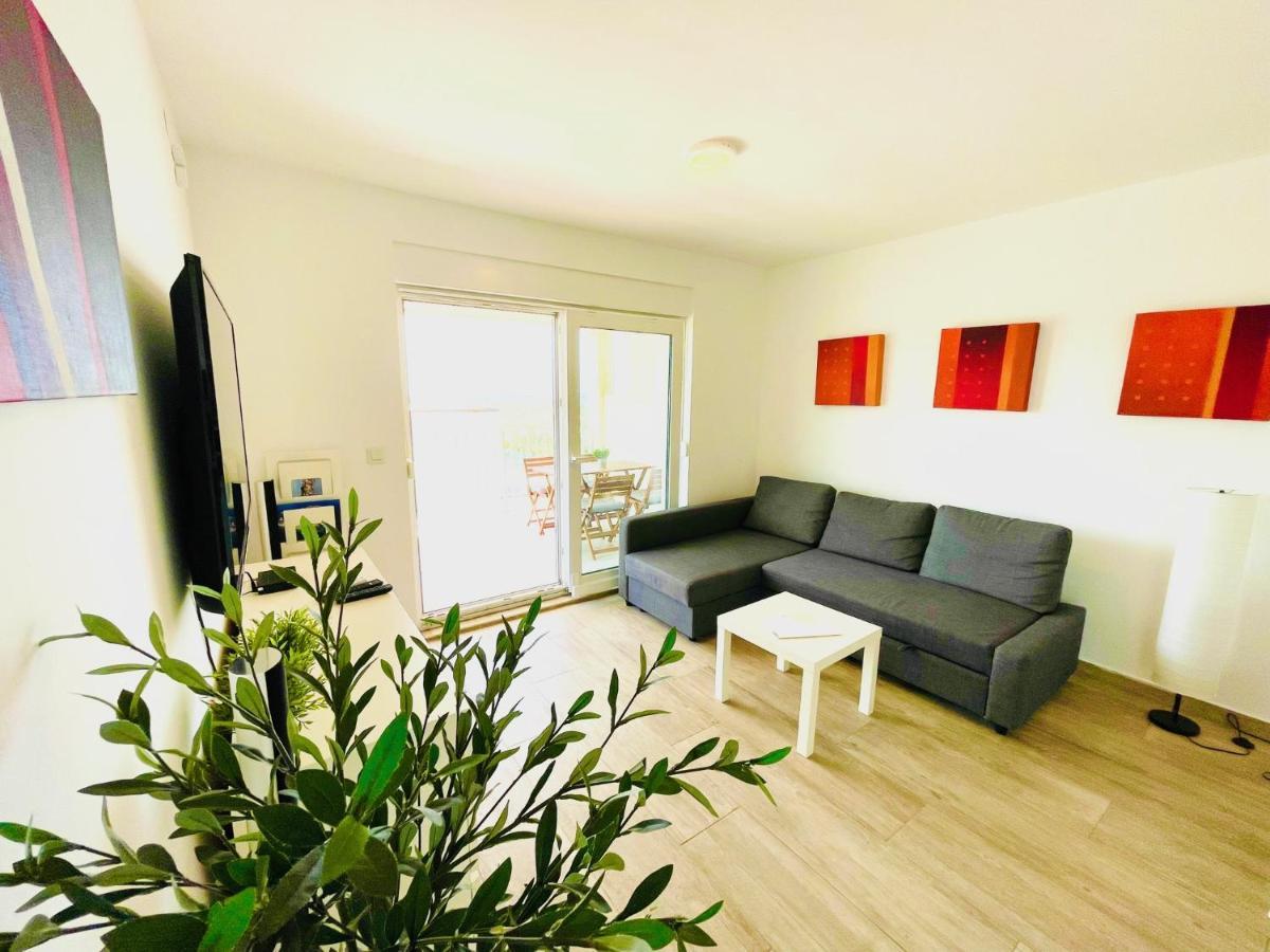 Anapartments Primošten Eksteriør billede