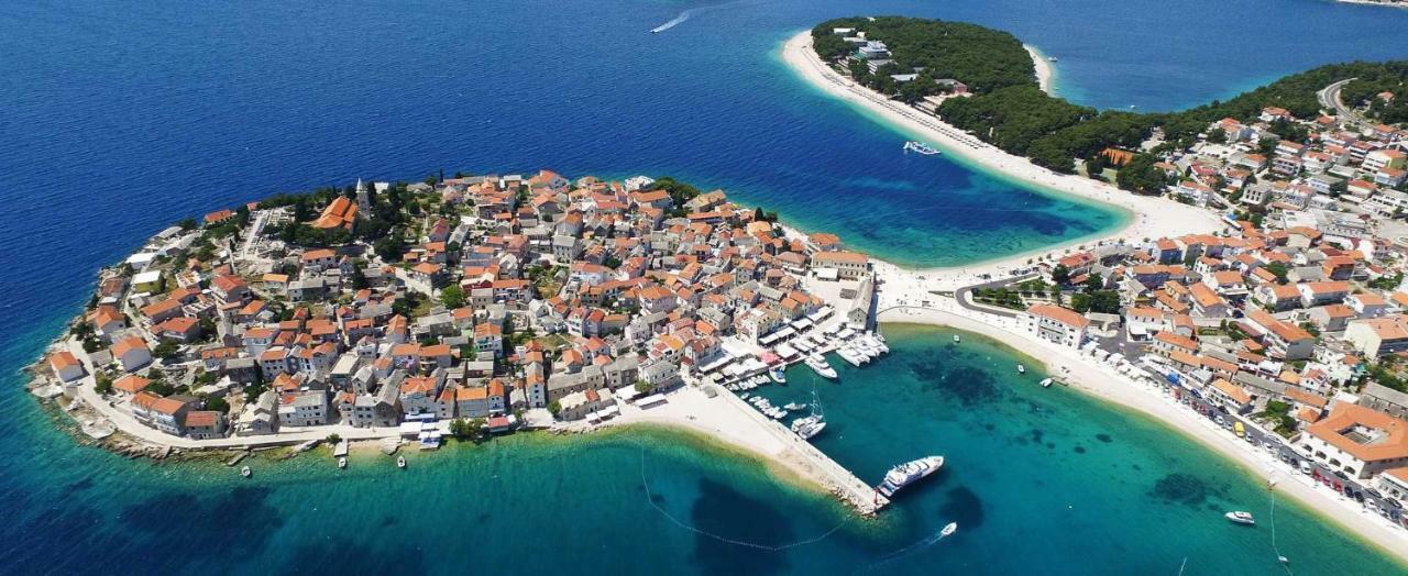 Anapartments Primošten Eksteriør billede