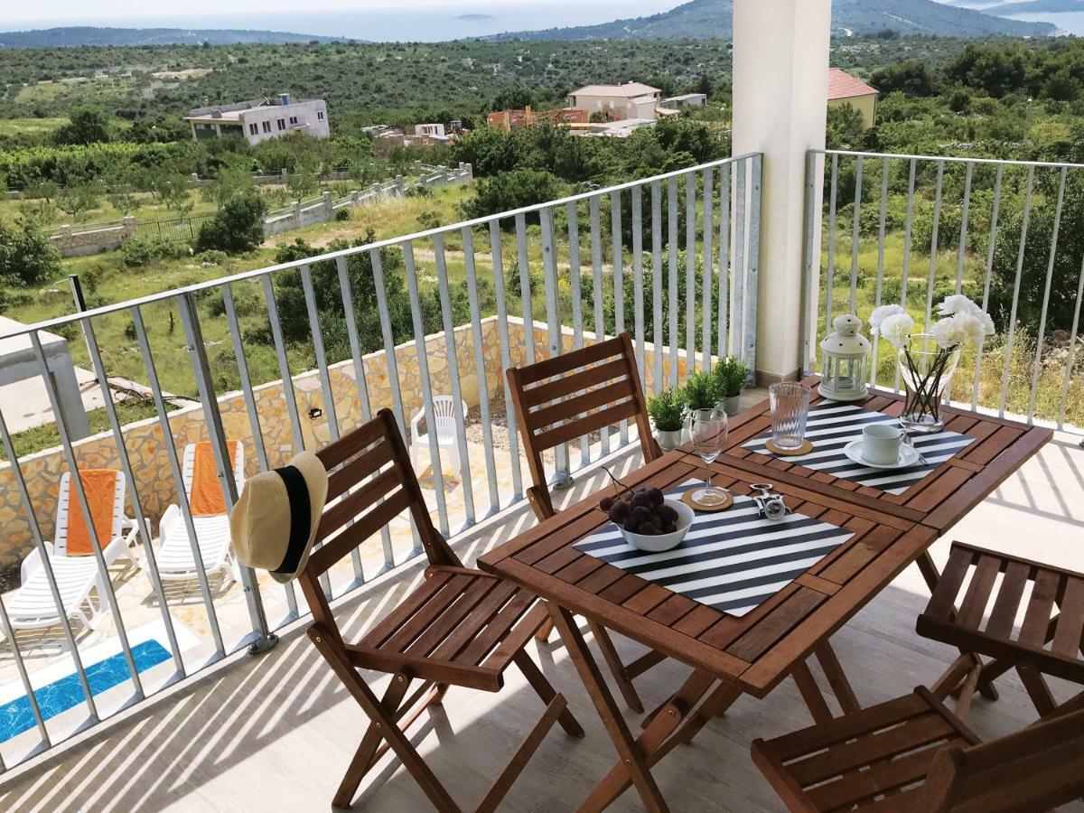 Anapartments Primošten Eksteriør billede